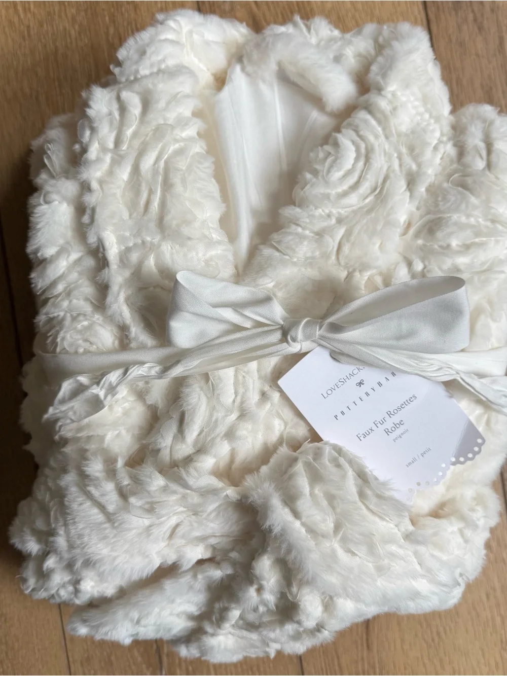 NWOT - LoveShackFancy Pottery Barn - Women’s Floral Robe in Ivory